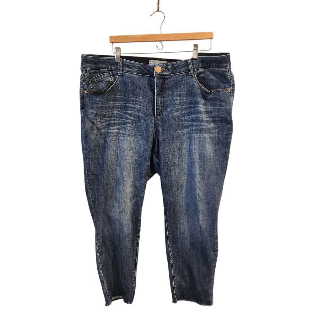 Wit & Wisdom Classic Women's Blue Distressed Jeans 22 - Picture 1 of 5
